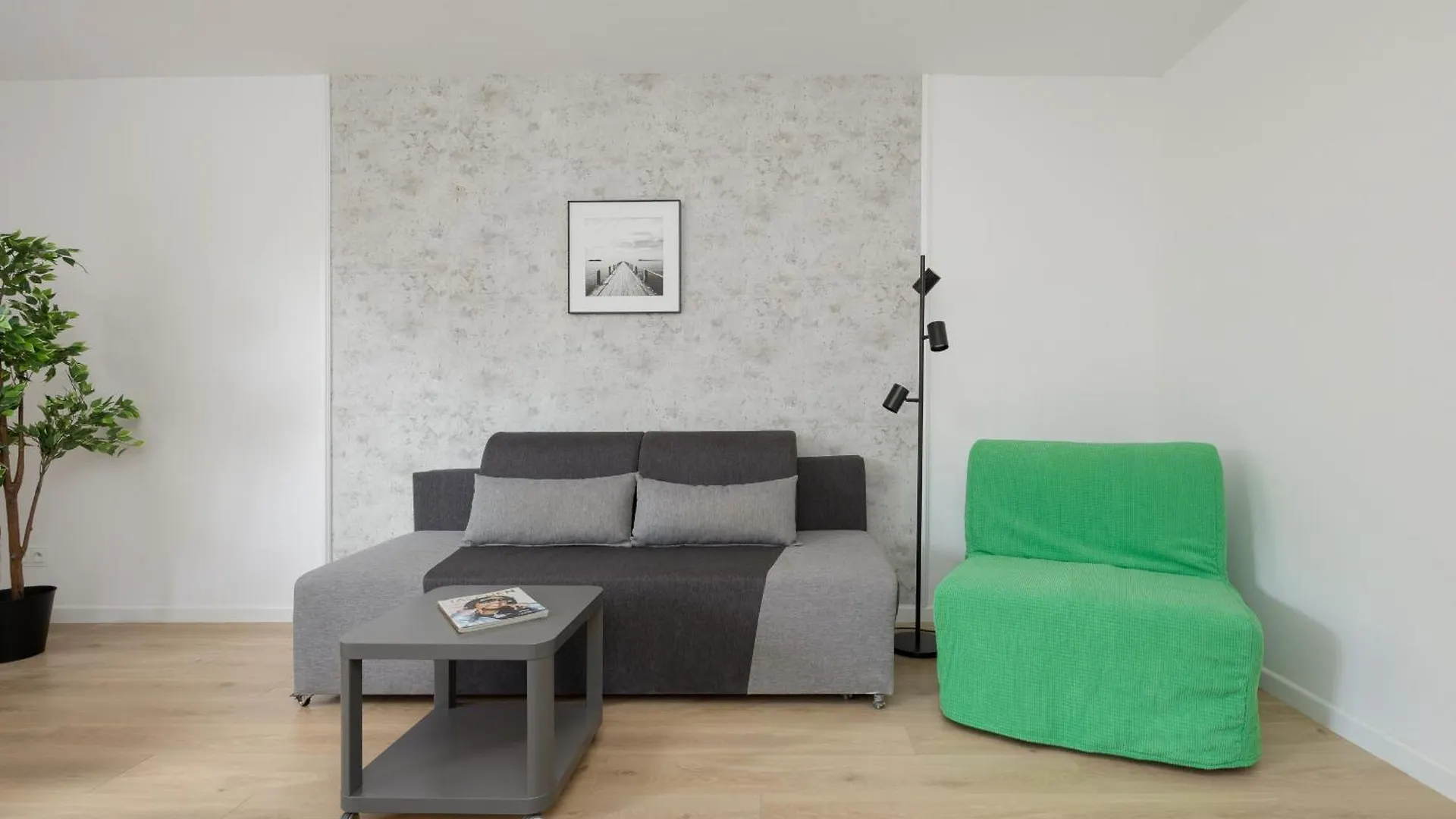 City Park Studio Apartment Solec Warsaw By Renters