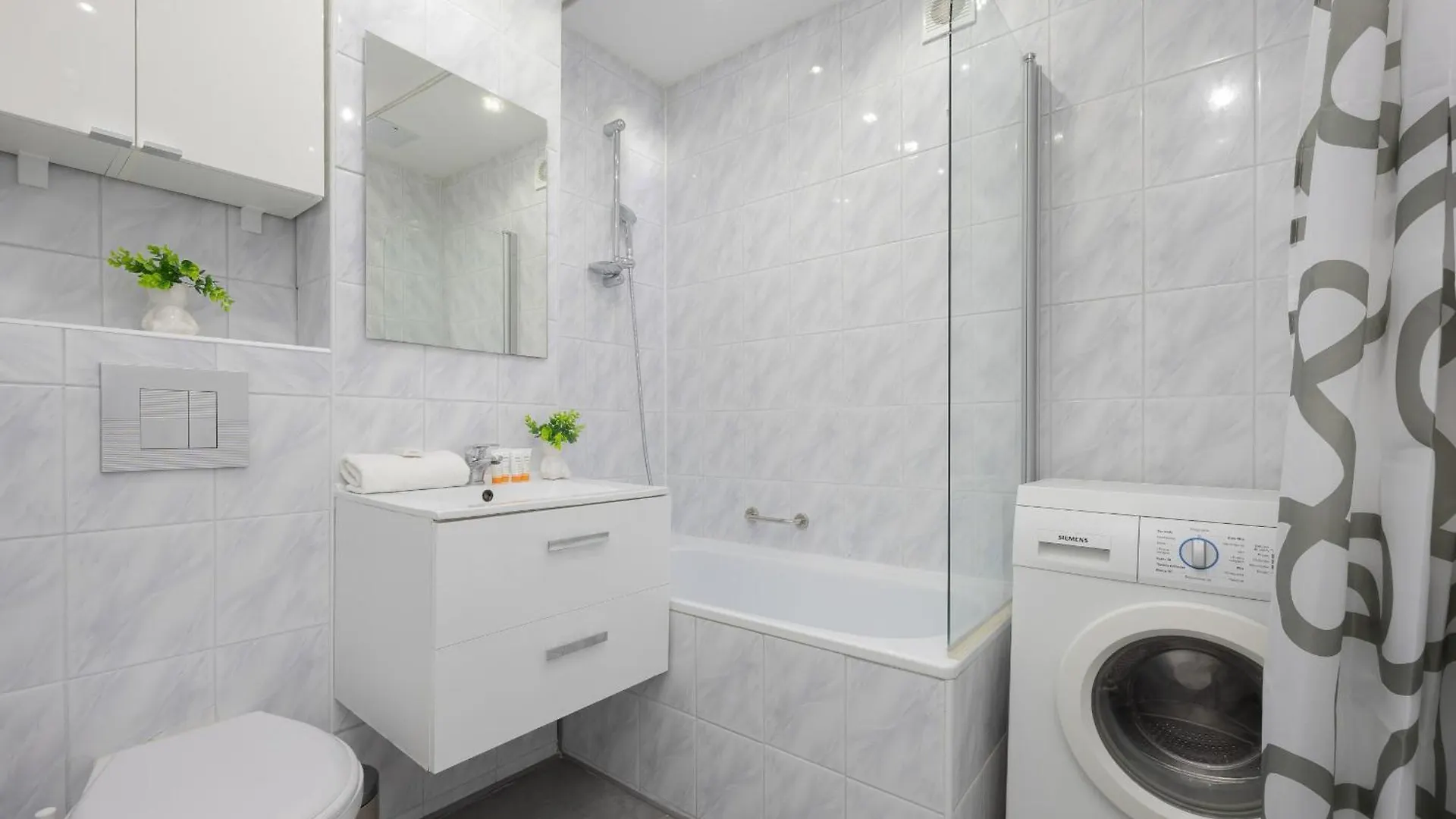 City Park Studio Apartment Solec Warsaw By Renters Poland