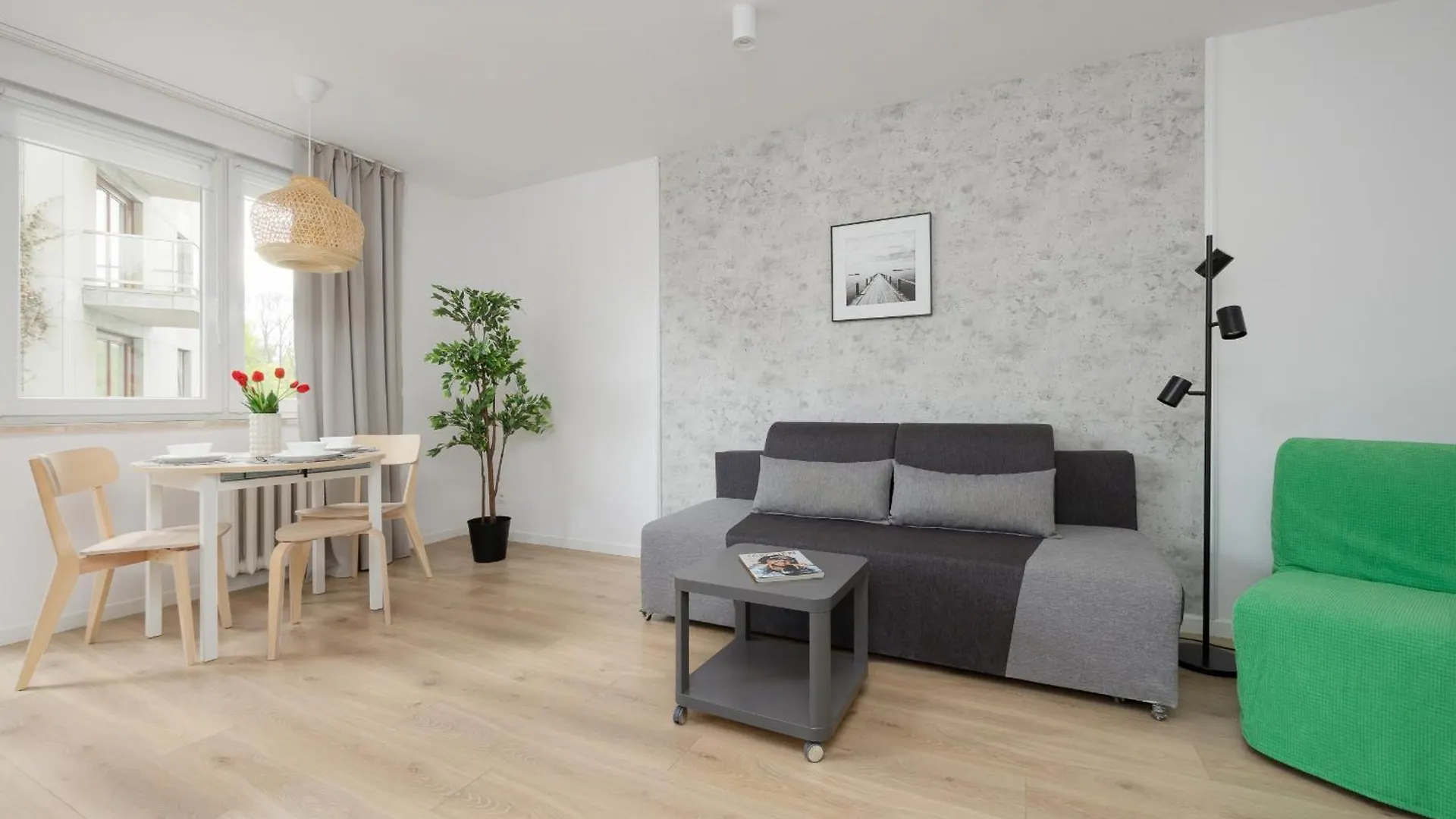 City Park Studio Apartment Solec Warsaw By Renters